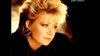 EltonJohn&#39;s &quot;Sorry Seems to Be the Hardest Word&quot; - Elaine Paige 1985