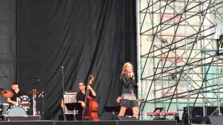 Laura Osnes @ Elsie Fest 2015 "How 'bout a Dance"