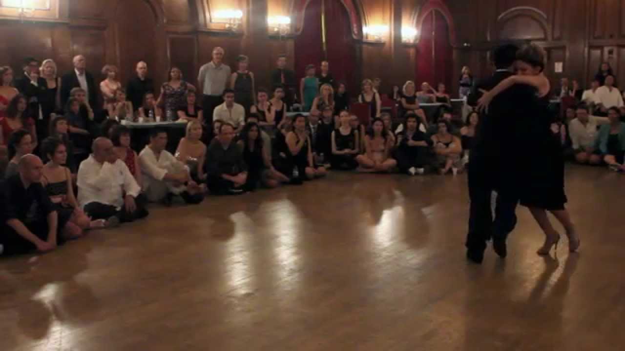 Video thumbnail for Noelia Hurtado y Carlitos Espinoza, Tango - Un infierno, 13 Oct 2013
