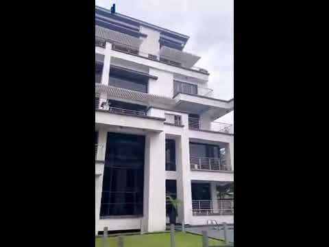 WORK IN PROGRESS - 3 Br split level apartment to let @ $395 / month (Best viewed on a mobile device)