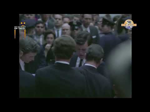 Battle Hymn Of The Republic by Andy Williams with the St. Charles Borromeo Choir