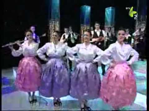 TAM NA HORI  FIJALOČKA - Dzivocka špivacka grupa KUD "Taras Ševčenko" zoz Djurdjova