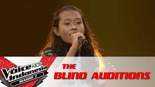 Efah &quot;You Oughta Know&quot; | The Blind Auditions | The Voice Kids Indonesia Season 2 GTV 2017
