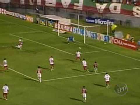 O gol de Portuguesa 0 x 1 Mogi Mirim