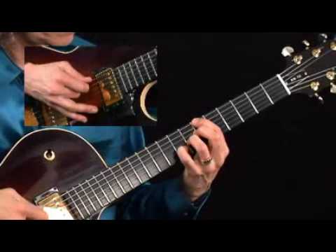 Guitar Lesson - Mimi Fox - Flying Solo - Blues Walking Bass Breakdown