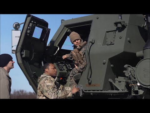 Marines transport HIMARS in Normay
