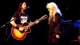 Dave Grohl &amp; Stevie Nicks - &quot;Landslide&quot; - Live at the Palladium