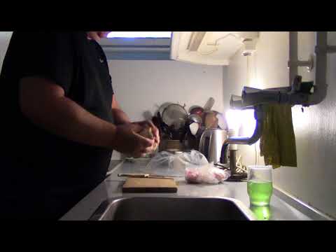 MongoTV_1399 - Mongo Madskole - Gamle Hakkebøffer Med Ris og Bearainaisesovs