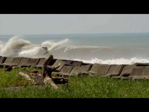 SurfTaiwan.com - Bonus footage from the Se7en Signs movie (Taylor Steele productions) Taiwan segment