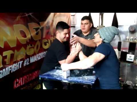 TEAM ESPARTANOS LIGA PROFESIONAL - MICHAEL AZUA VS ALDO PARRA - ARMFIGHT LUCHA DE BRAZOS CHILE