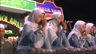 preview picture of video 'Group Banjari Cinta Rebana  ITS'