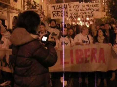 TARANTO: MANIFESTAZIONE "TARANTO LIBERA" DEL 15 DICEMBRE 2012 -non molleremo mai-