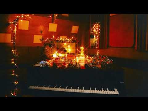 Video thumbnail for Shake Hands With Santa Claus