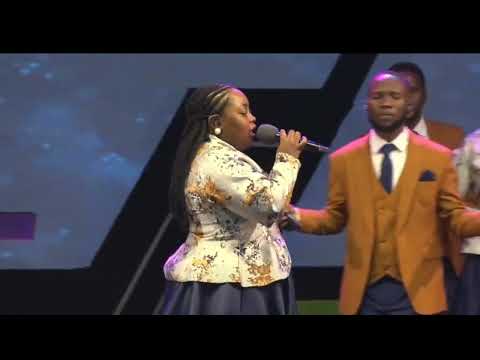 When God Walks In | Phaneroo Choir | Minister Comfort