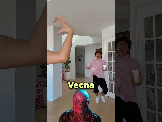 Vídeo relacionado con Mujer Stranger Things Vecna Creel House Camiseta Cuello V