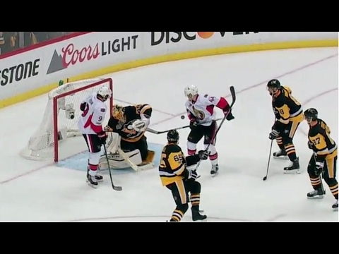 Fleury solid late to keep Penguins 1-0 lead