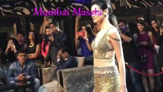 Models showcase Stars Cosmetics make-up look on the ramp video