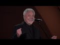 Tom Jones - Opportunity To Cry (Willie Nelson 90 Hollywood Bowl)