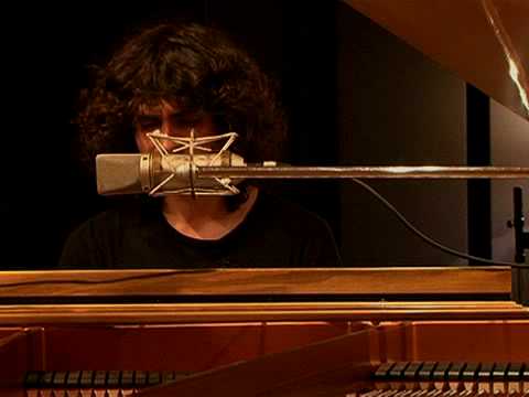 Rai Thistlethwayte - Piano - warming up