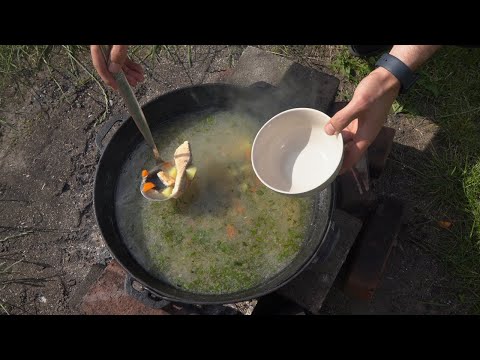 Wenn du diese Suppe isst, wirst du zum Mann (Ucha im Kazan)