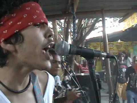 Declínio Social - Época de eleição @ Unidos Pelo HardCore II - 18/07/2006 - Divinópolis MG