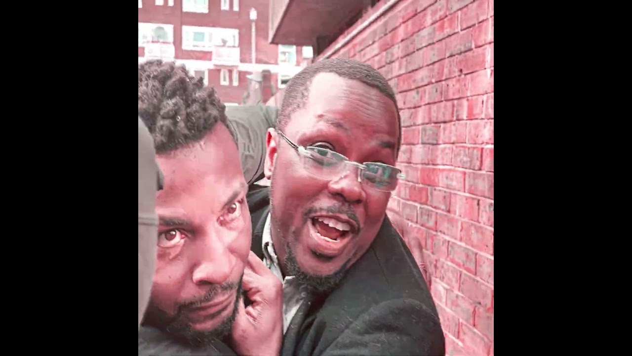 I am being robbed 😂😂