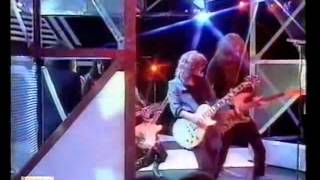 Motorhead  and  Girlschool -   Please Don't Touch (Top Of The Pops)