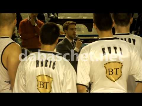 Retragere Tyler Morris