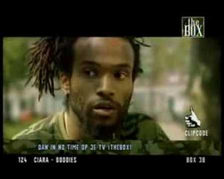 U-niq feat. Feis - Klein , klein jongetje