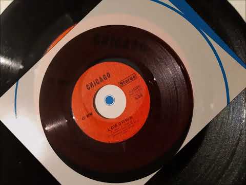 Chicago, 1971, LOWDOWN