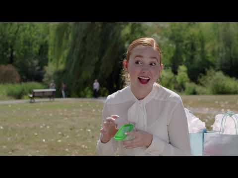 Agence Artistique Chantal David - LAURENCE LAPRISE - La vendeuse