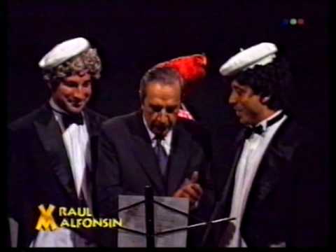 LOS POETAS  DE VIDEOMATCH CON ALFONSIN