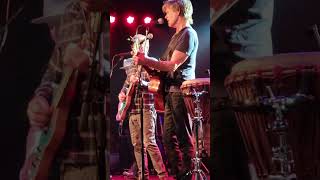 "Strung Out" by The Bacon Brothers live at The Birchmere.