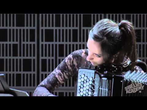 Jukka Tiensuu: "Plus 1" (1991). Naiara De La Puente.