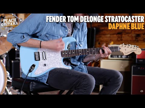 Fender Tom DeLonge Stratocaster - Rosewood - Daphne Blue image 11