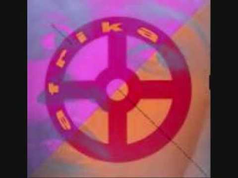 HISTORY FEAT Q TEE AFRICA 1990