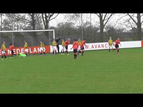 11 april 2015 SCH D1 - VV De Meern D3 com 4-1 Doelpunt Leandro, assist Sem (4-1)