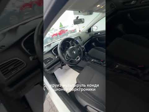 фото renault megane iv 0