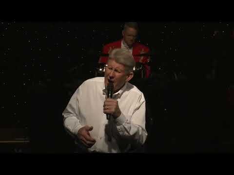 Jay Wickizer sings Conway Twitty’s “Goodbye Time” | Presleys’ Country Jubilee Branson