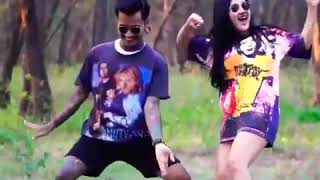 Download lagu Goyang ala anak muda bertato.. mp3