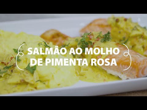 Salmão ao molho de pimenta rosa