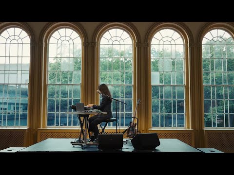 SALEM, MA | Ana Roxanne in concert