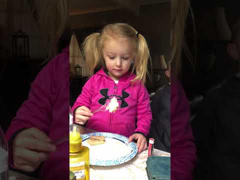 Maddie Eats Icecream