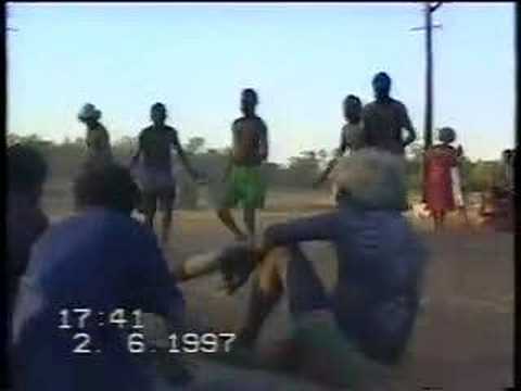 Mamurrung ceremony from Maningrida at tanks camp Ramingining