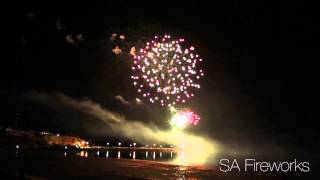 preview picture of video 'Stansbury NYE Fireworks 2014'