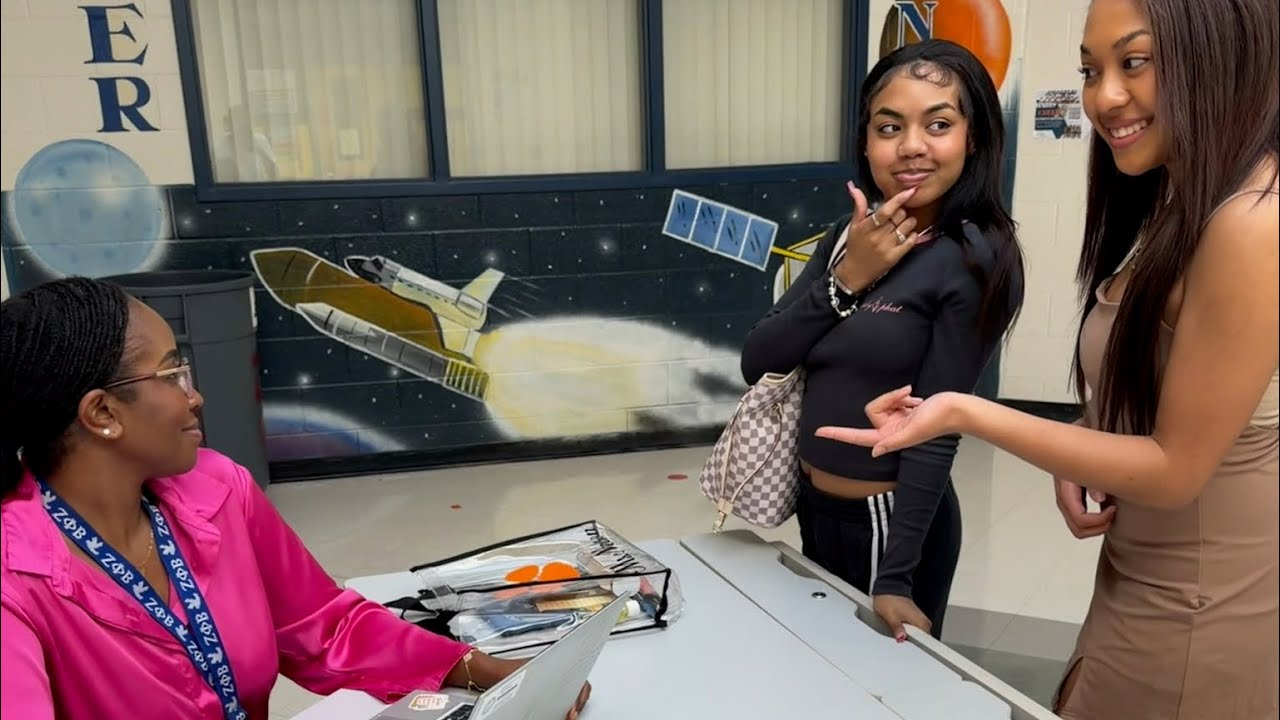 Hope and Faith have a new plan to get money and presents it to the school 