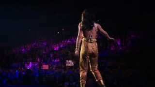 Cheryl Cole - Girl In The Mirror live [A Million Lights Tour DVD - Live At The O2]