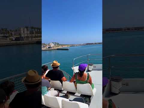 Málaga Coastline Boat Tour: La Farola & Ocean Views!