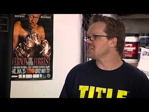 #TBT - Power Shots on the Heavy Bag - Freddie Roach - TITLE Boxing - How To Power Punch