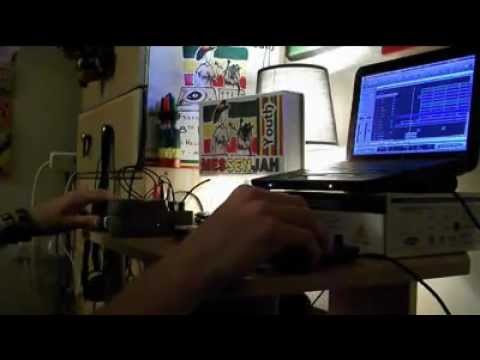 MessenJAH Youth mixing 'Macka B - Warrior Style' Dubplate LIVE..!!